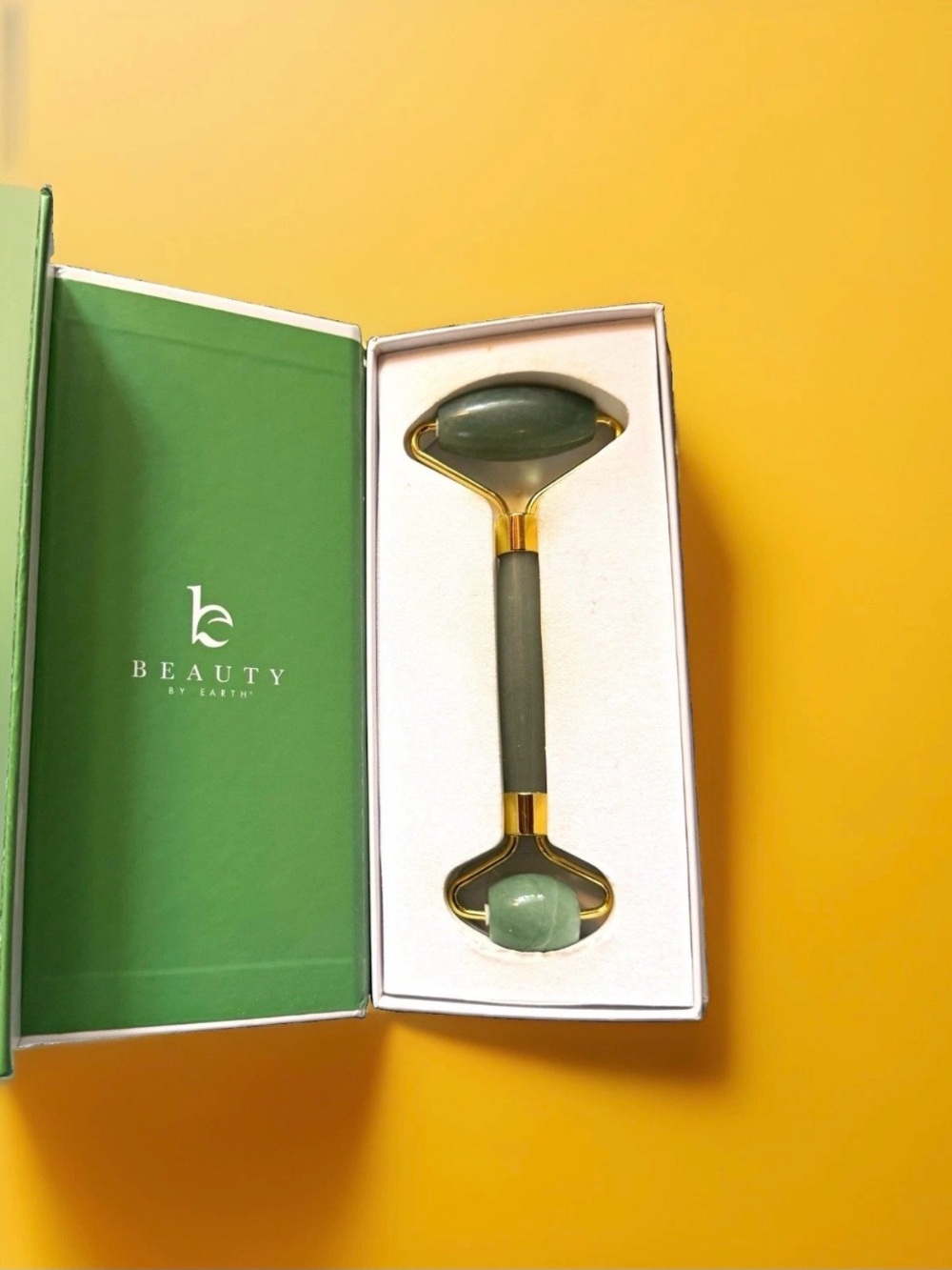 Beauty by Earth Jade Roller - Green Facial Massage Tool